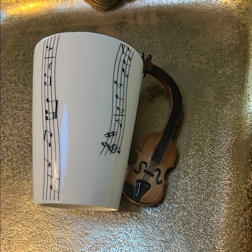 #1264 = Musical Note Mug with Guitar Handle - Picture 5 of 10